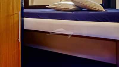 Guest Cabin with Pullmans