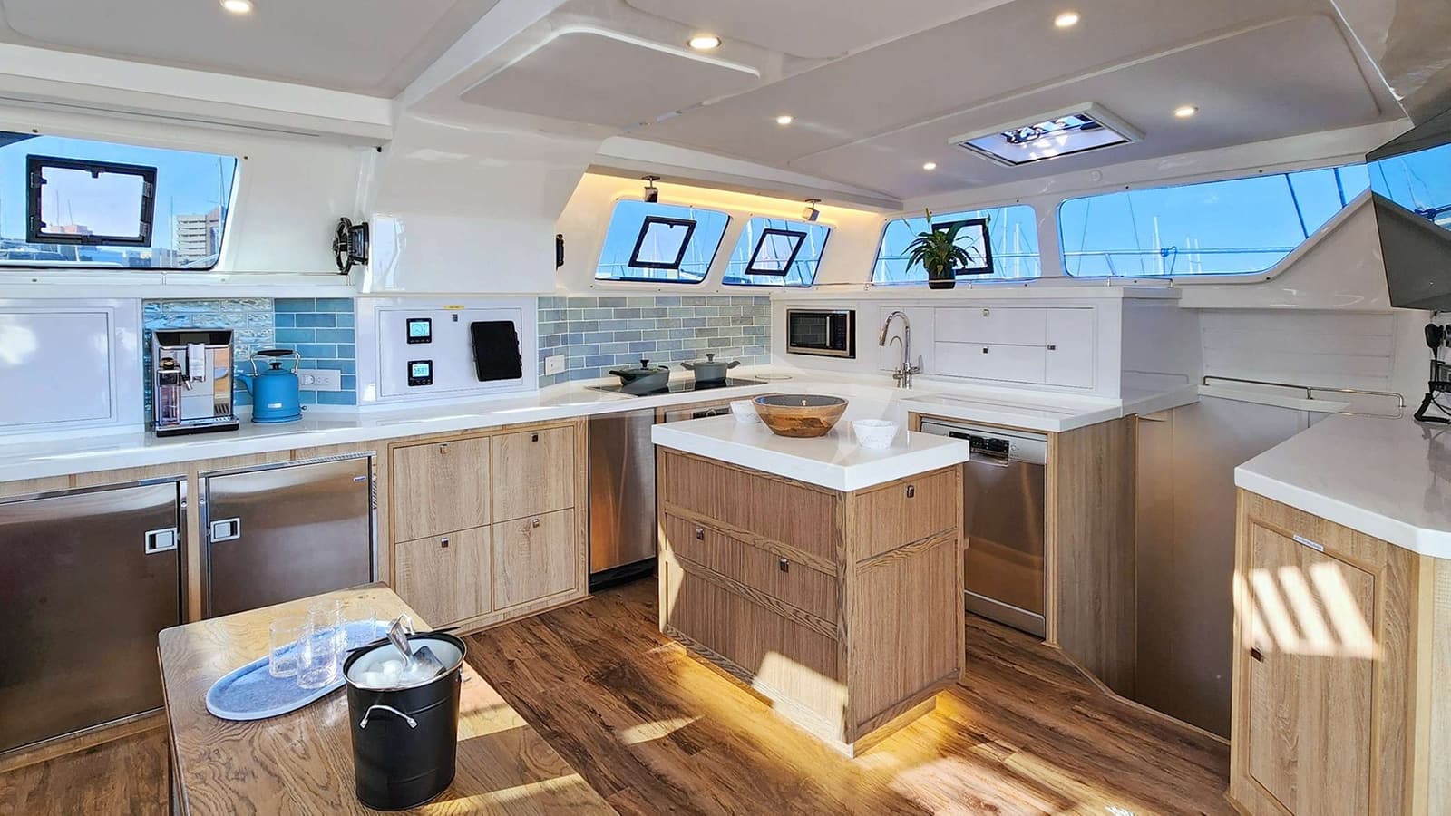 WONDERWAY, photo from the yacht portfolio 8