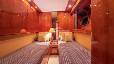 BarbarossaMoratti-SanLorenzo-72-Twin Cabin-01
