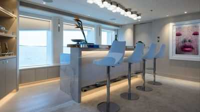 Skylounge Bar