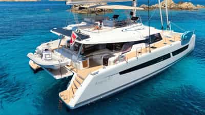 BLUESATION - Exterior