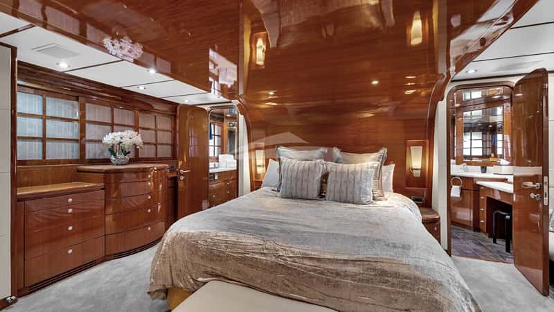 DREAM ON 31m motor yacht charter, photo 5