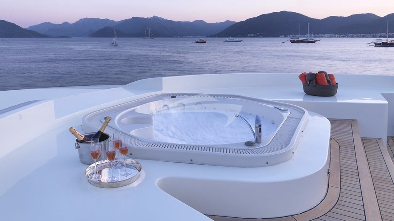 The Sundeck Jacuzzi