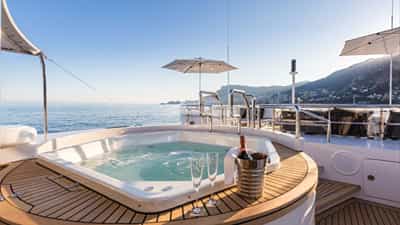 Jacuzzi