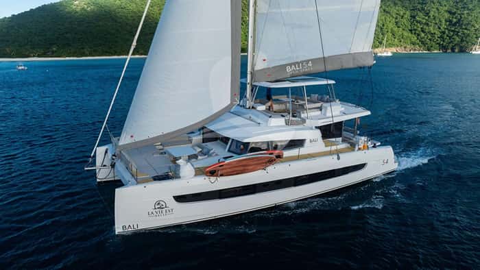 LA VIE EST BELLE 17m sailing yacht charter, photo 3