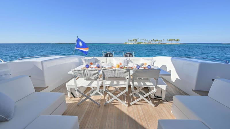 Deck Dining