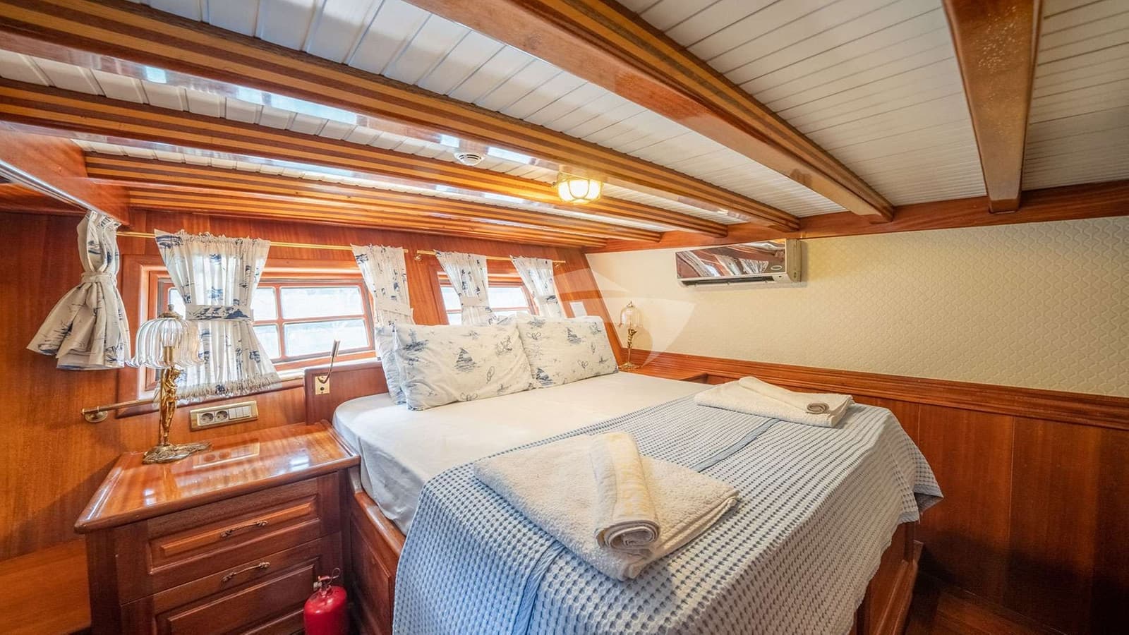 ADMIRAL, photo from the yacht portfolio 6