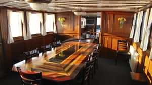 Yacht Charter DISCOVERY With Worth Avenue Yachts