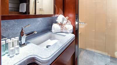 Twin Cabin Bathroom