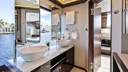 SEA EO 27m motor yacht charter, photo 7
