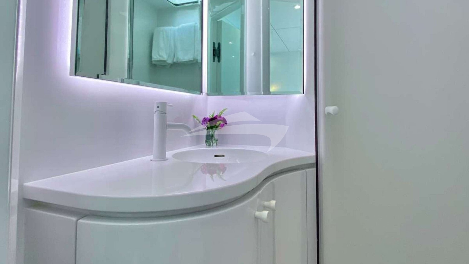 Guest Bathroom 1