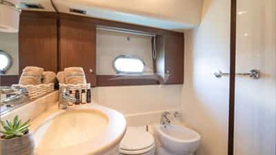 Twin Bathroom