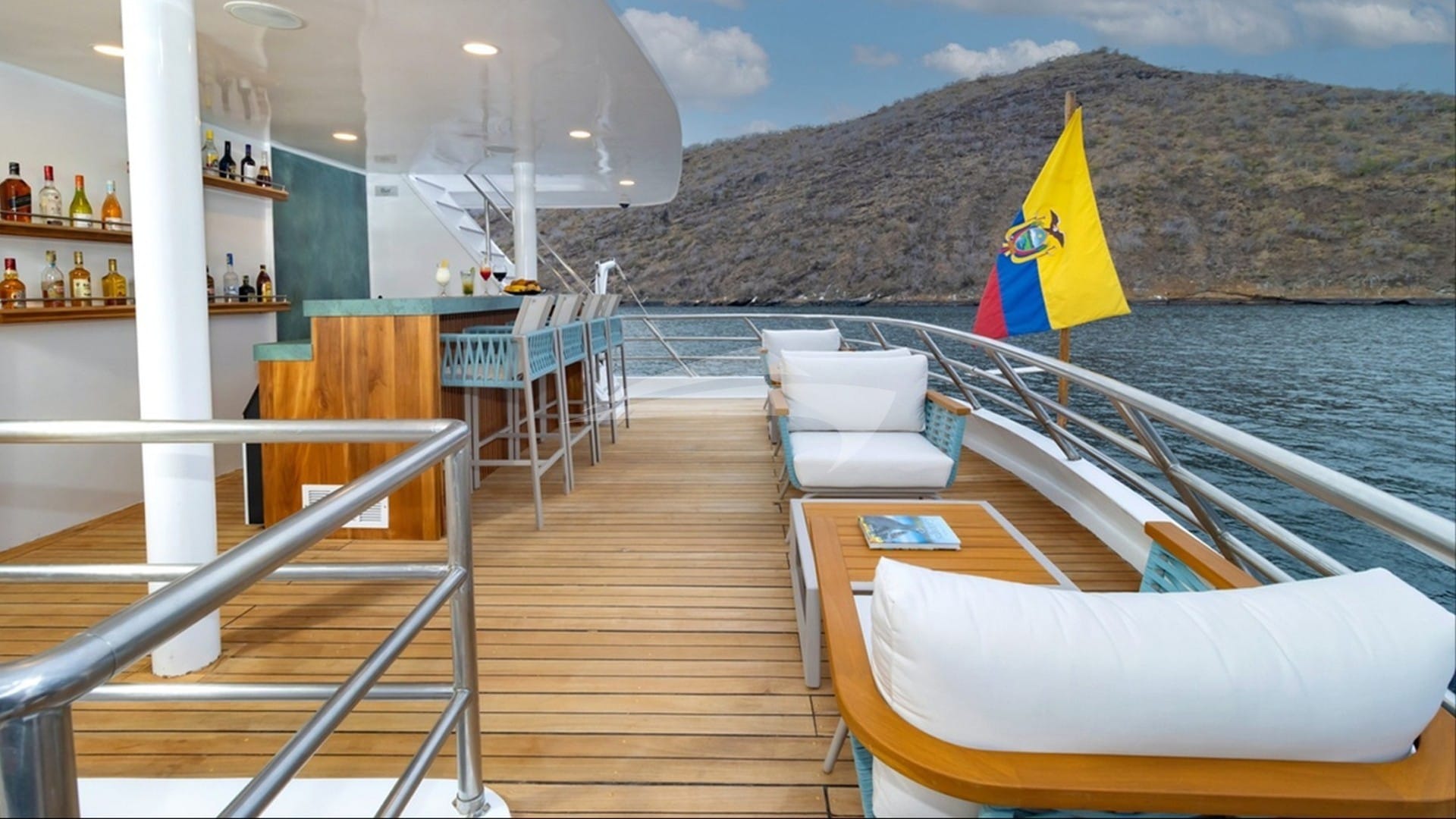 Upper Bar