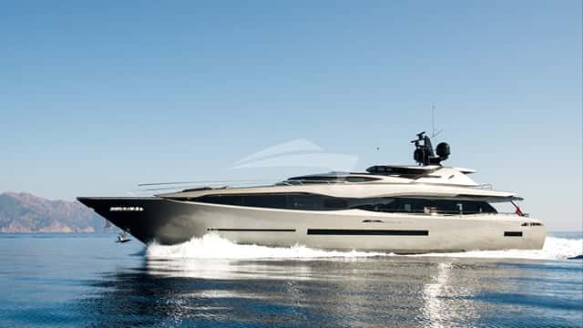 FX yacht charter photo 4