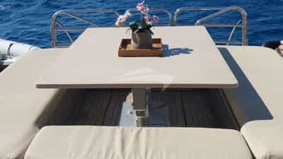 Aft deck dining