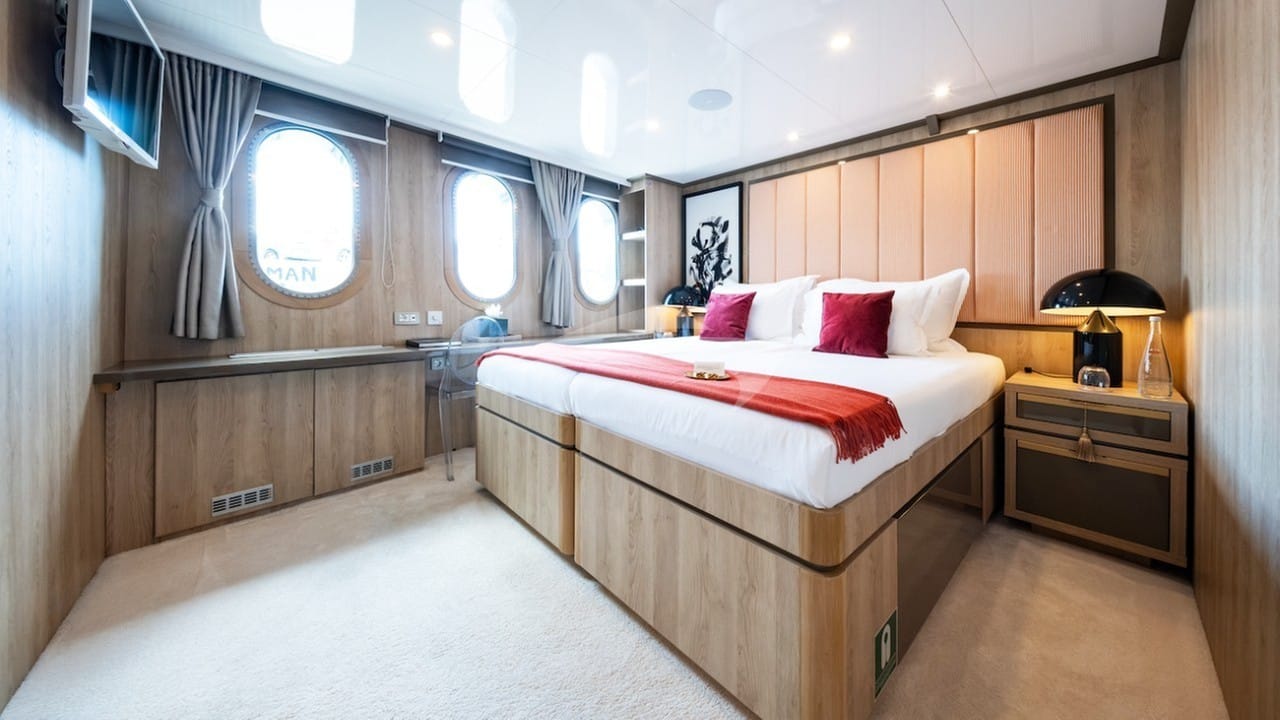 Guest twin/double stateroom