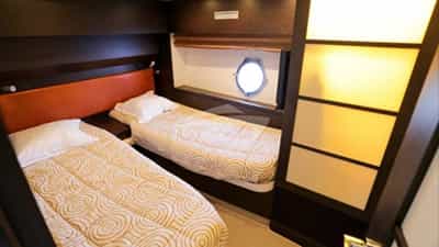 Twin Cabin
