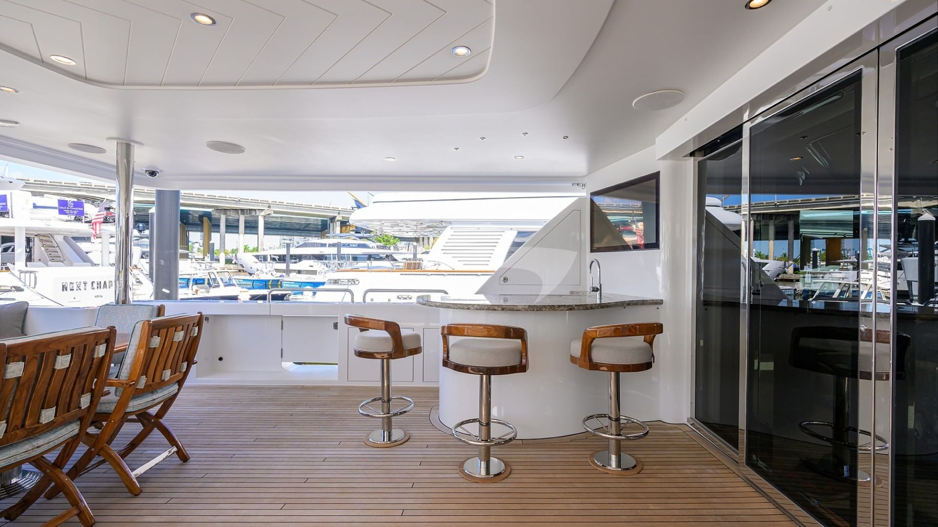 Aft deck bar