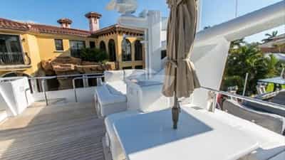 Top Deck Seating
