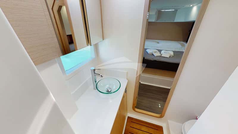 VITTORIA 15m sailing yacht charter, photo 6
