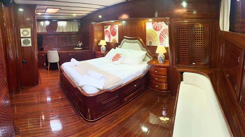 ELIANORA 39m motor yacht charter, photo 10