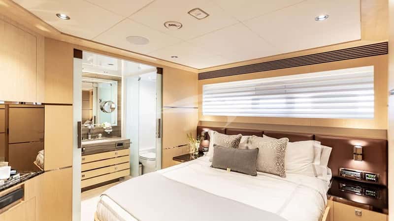 ANGELEYES 26m motor yacht charter, photo 8