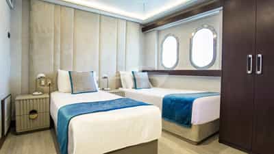 Standard cabin #4