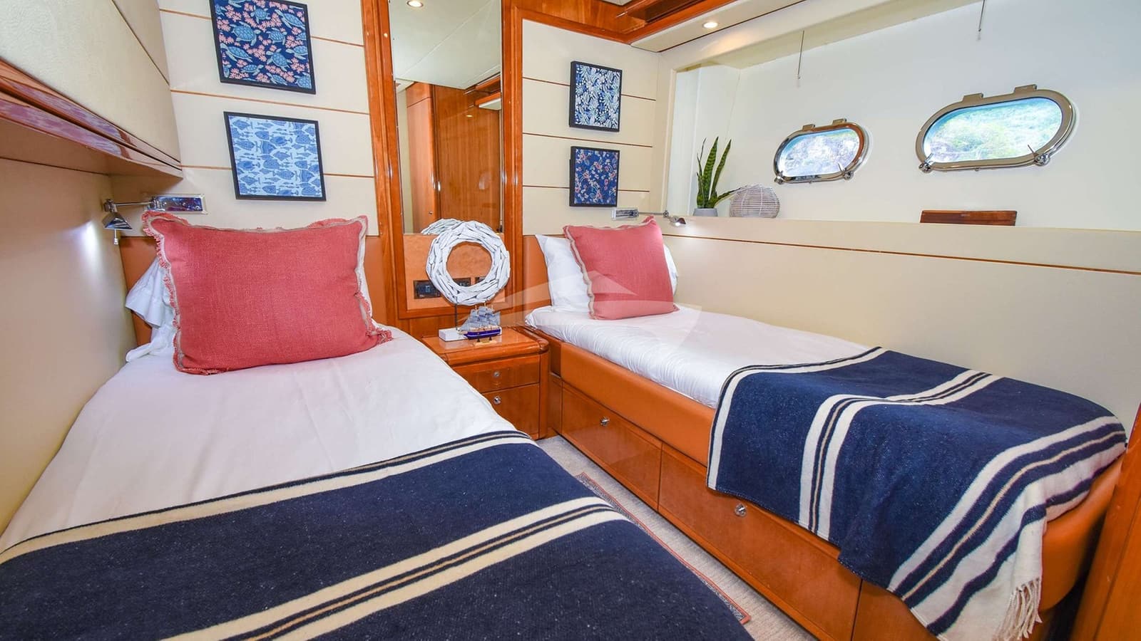 INDULGE II, photo from the yacht portfolio 15