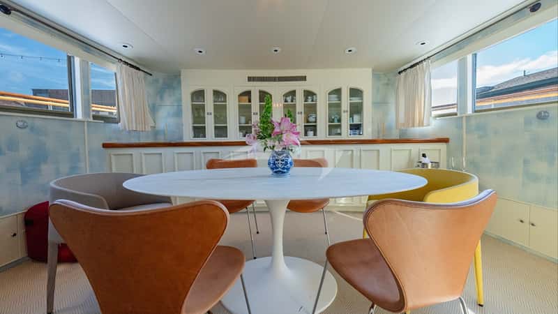 SOVEREIGN 31m motor yacht charter, photo 8