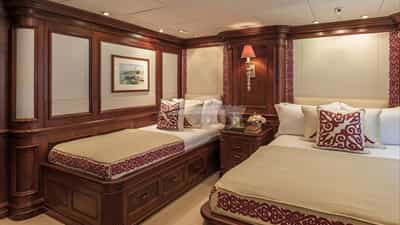Twin Cabin