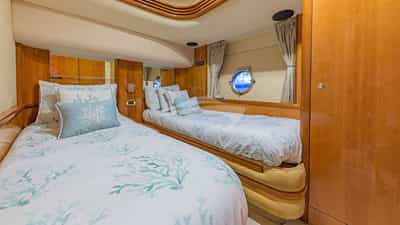 Twin Cabin