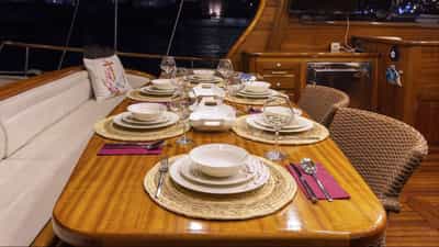 Deck Dining