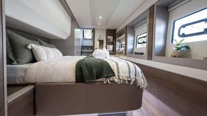 HIGH 5 17m sailing yacht charter, photo 11