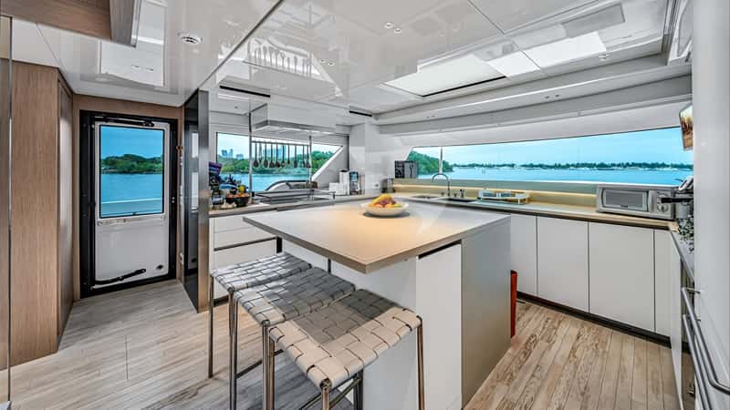 MAVE 27m motor yacht charter, photo 8