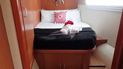 Guest cabin