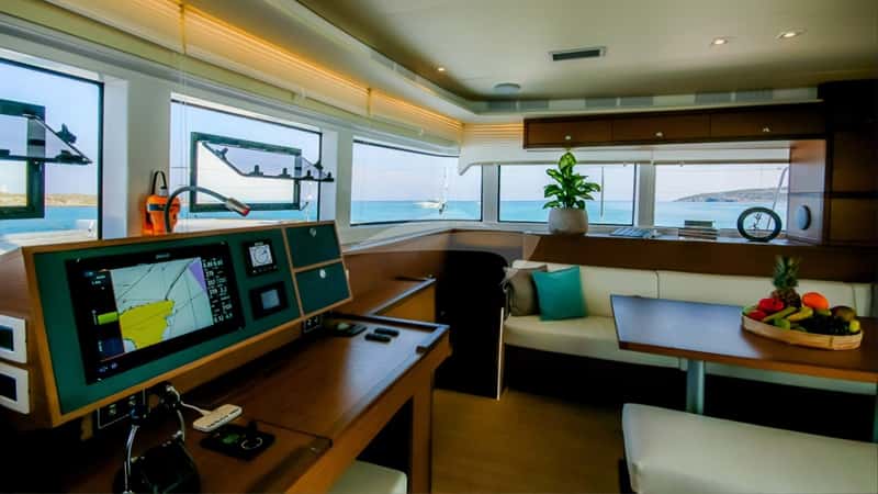 ELVIRA 52 16m sailing yacht charter, photo 5