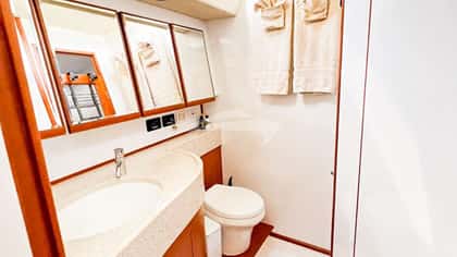 THE ROYAL BLUE 21m sailing yacht charter, photo 9