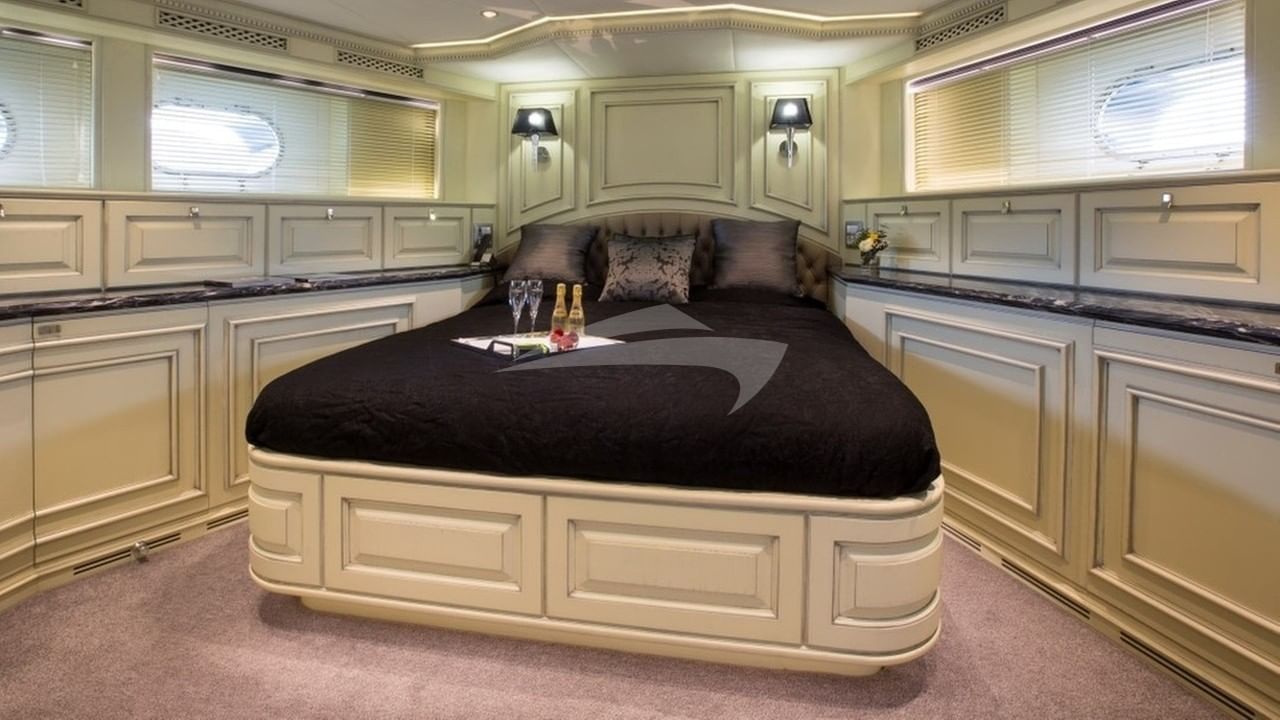 VIP Cabin