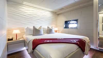 Guest Cabin