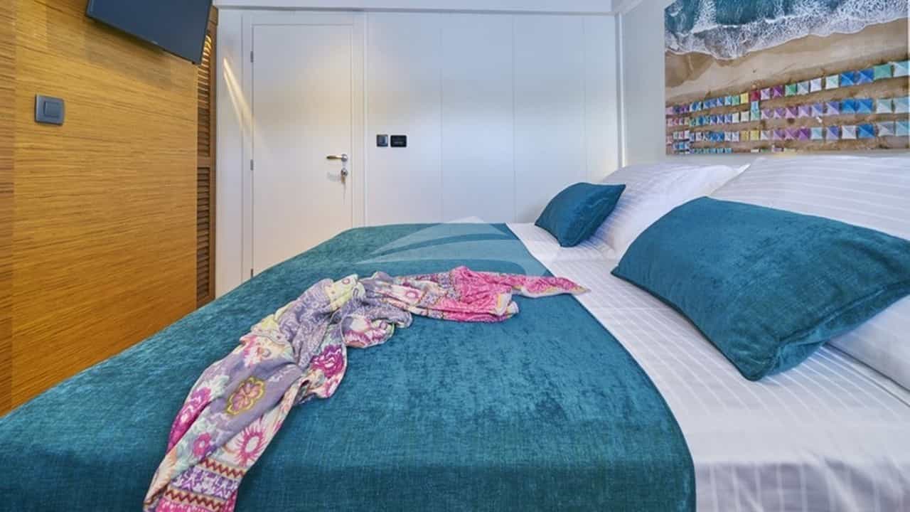 Guest Cabin