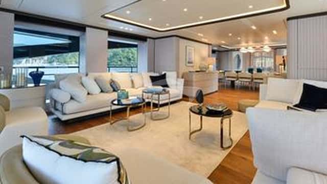 LUMIERE yacht charter photo 5