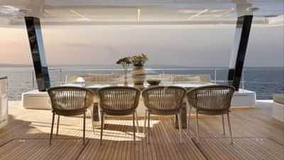 Aft Deck Dining