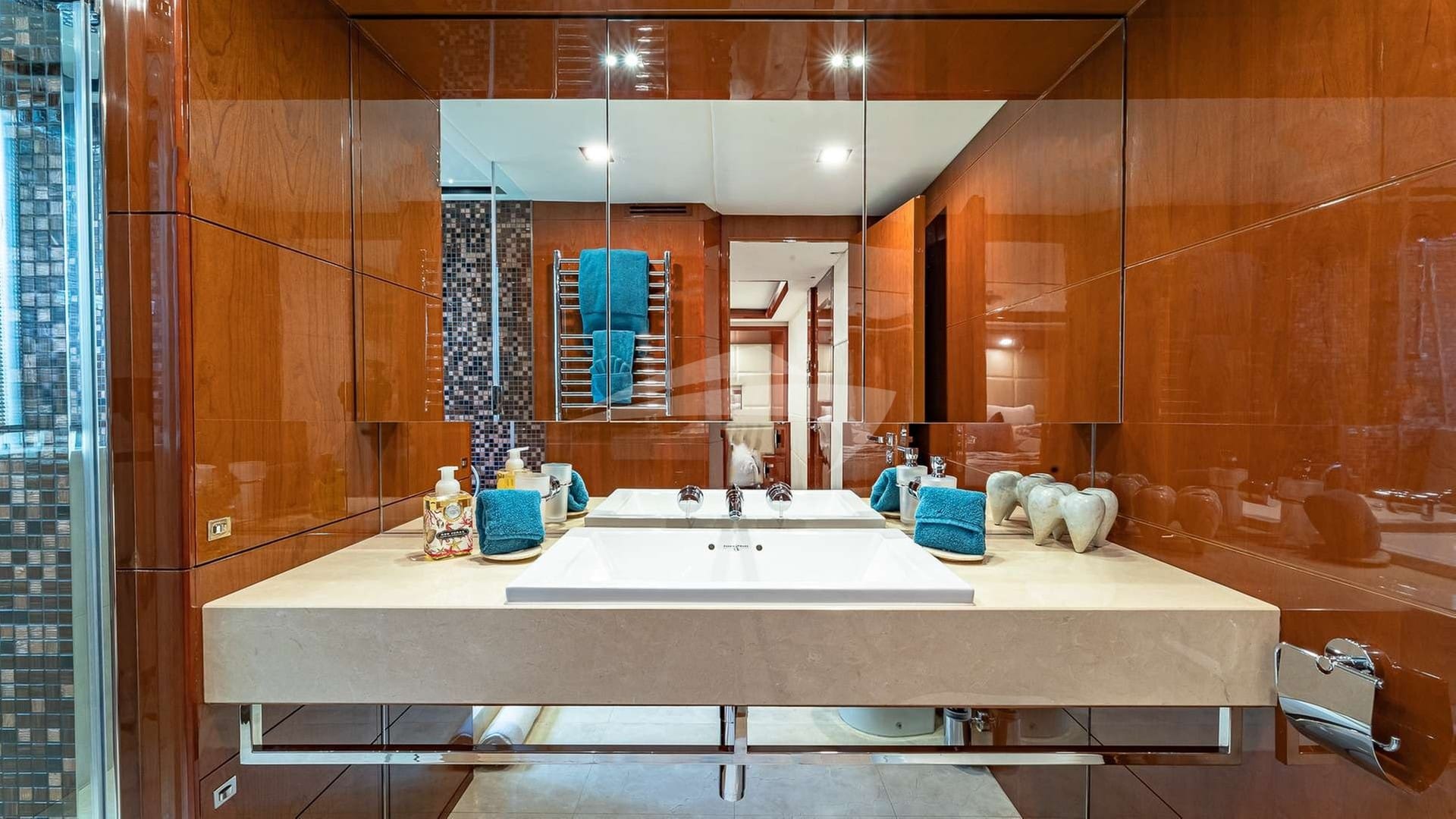 Queen Stateroom Ensuite