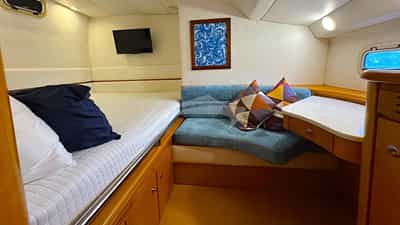 Port aft guest queen suite