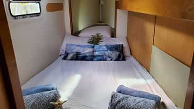 Guest cabin