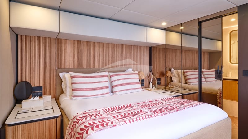 Guest cabin
