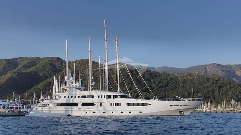 QUEEN MARE 58m motor yacht charter, photo 2