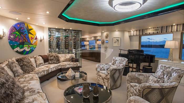 SWEET ESCAPE 40m motor yacht charter, photo 4