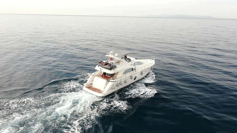 BLUEWAVE 20m motor yacht charter, photo 4