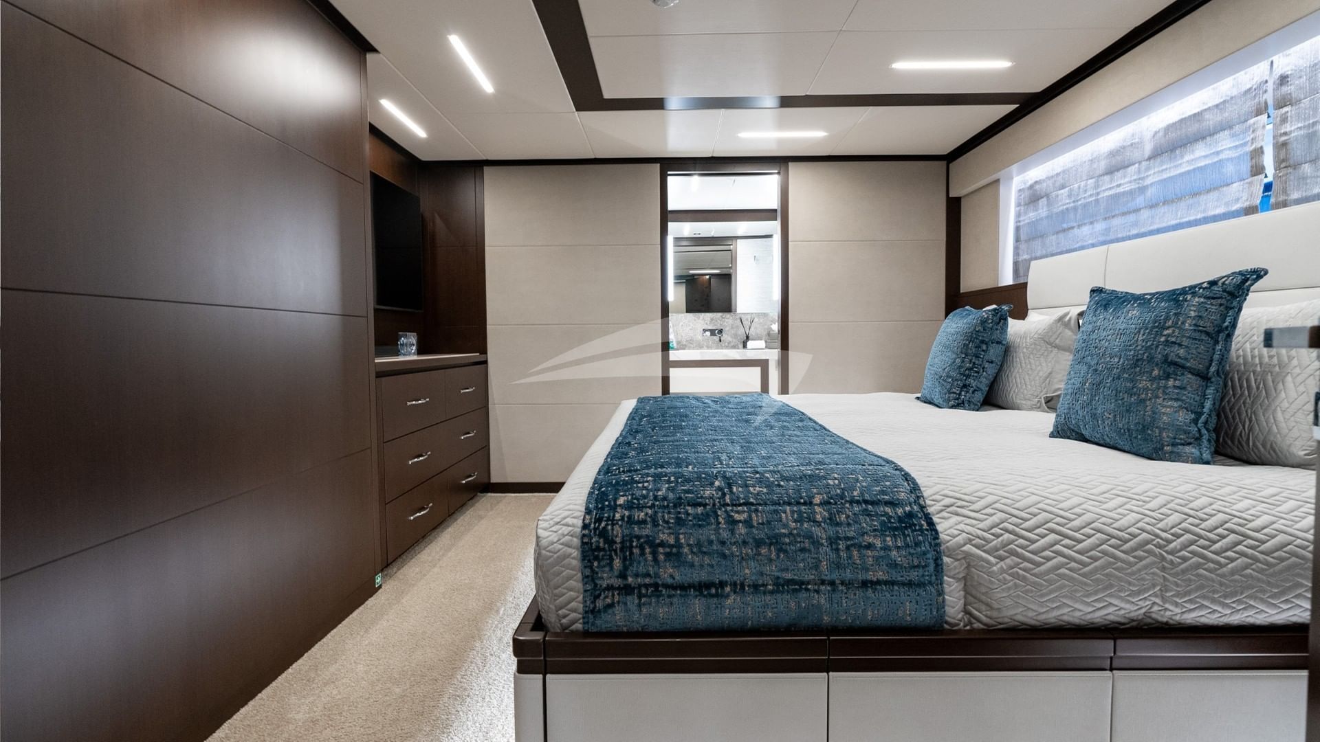 Guest King Stateroom #1